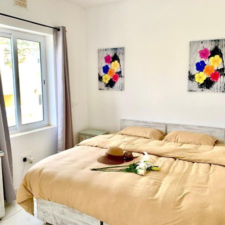 Private Bedroom With Balcony In A Shared Apartment At The Bay Of Xlendi Exterior photo